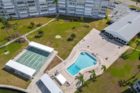 1868 Shore Drive S South Pasadena FL 33707