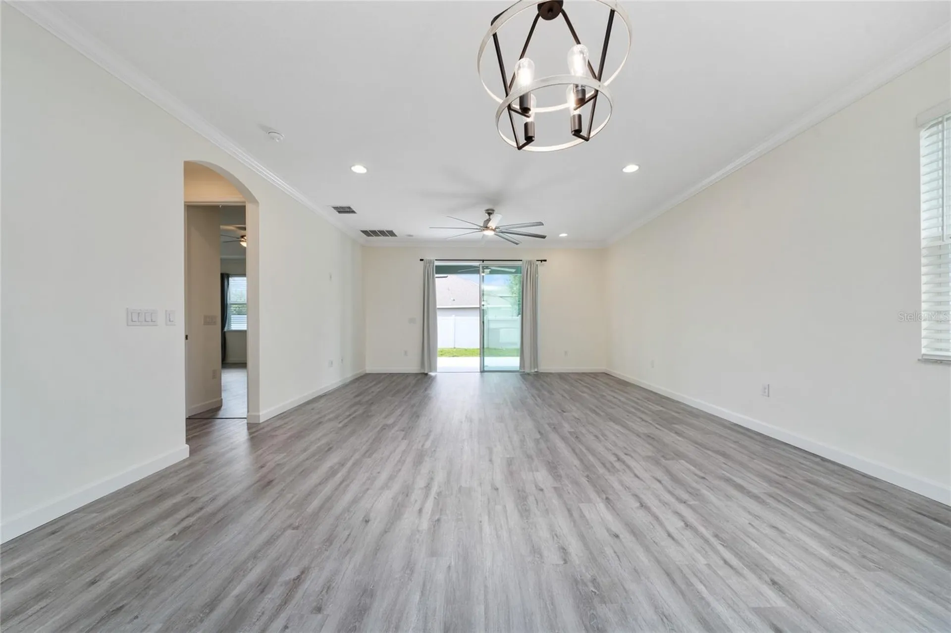 1361 Aroniminik Drive Mount Dora FL 32757