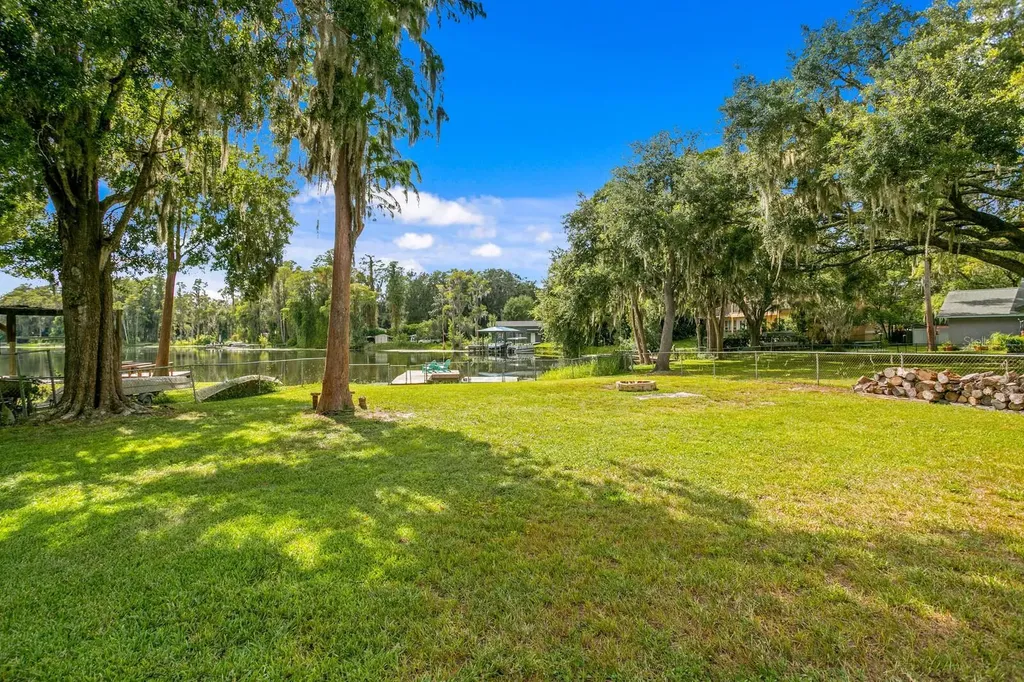 19116 Forrest Drive Odessa FL 33556