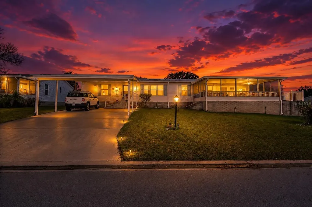 4005 Myrtle Oak Court Zellwood FL 32798