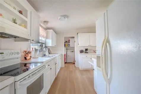 4005 Myrtle Oak Court Zellwood FL 32798