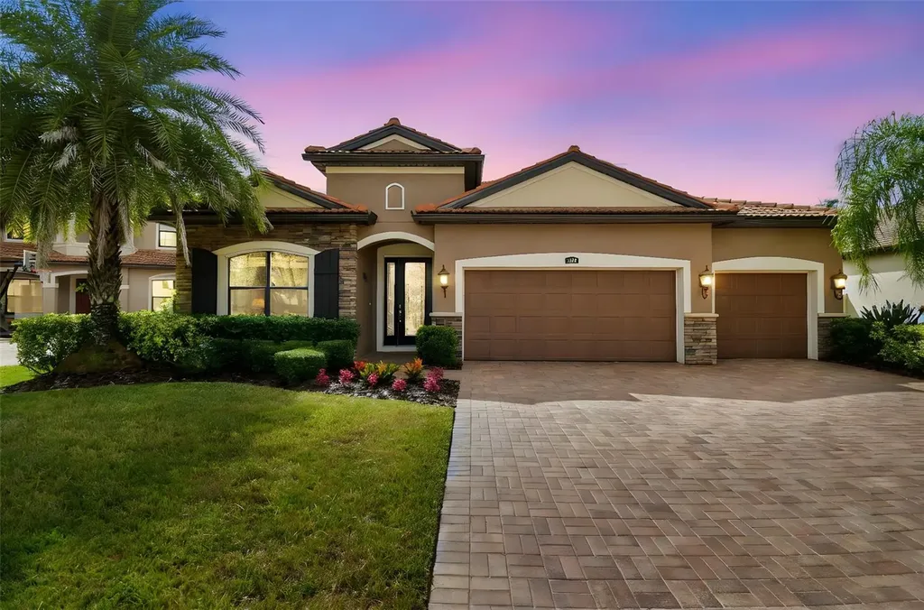 5138 Lakecastle Drive Tampa FL 33624