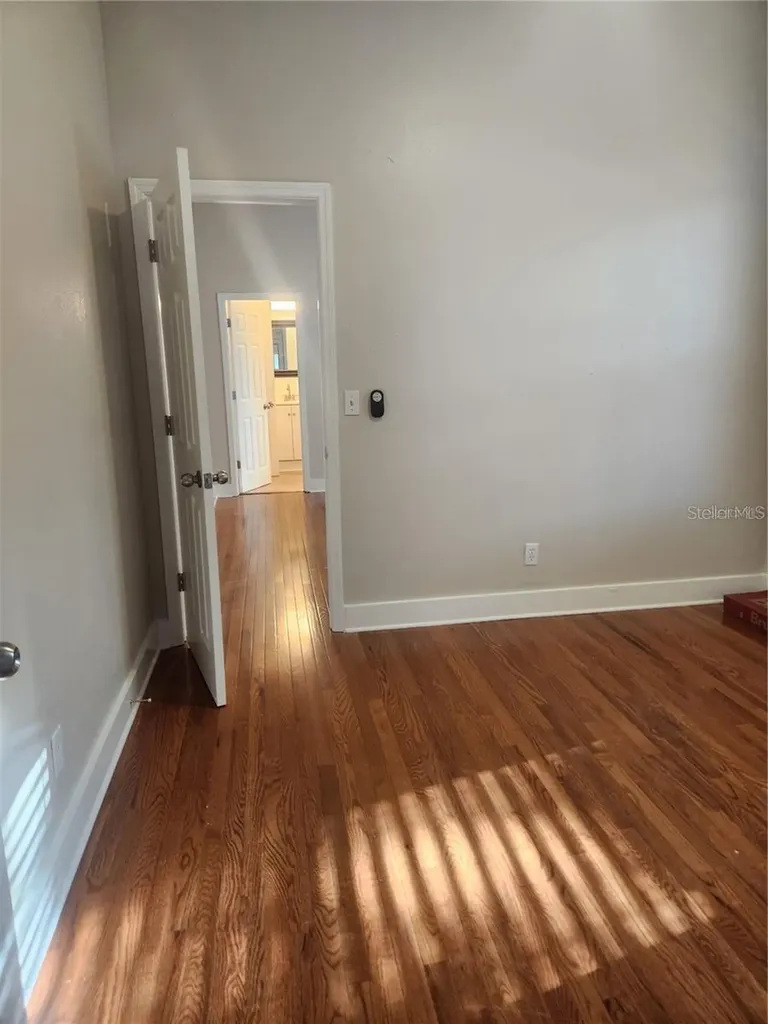 1923 W Pine Street Tampa FL 33607