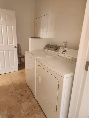 1923 W Pine Street Tampa FL 33607