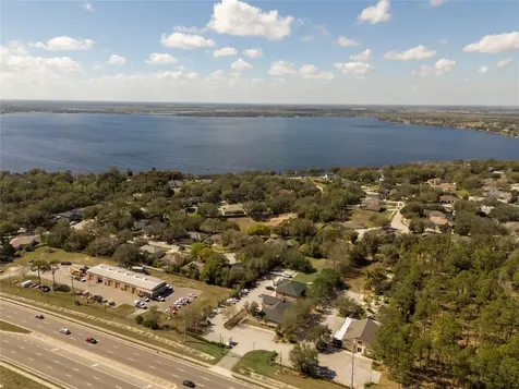 600 N Highway 27 Minneola FL 34715