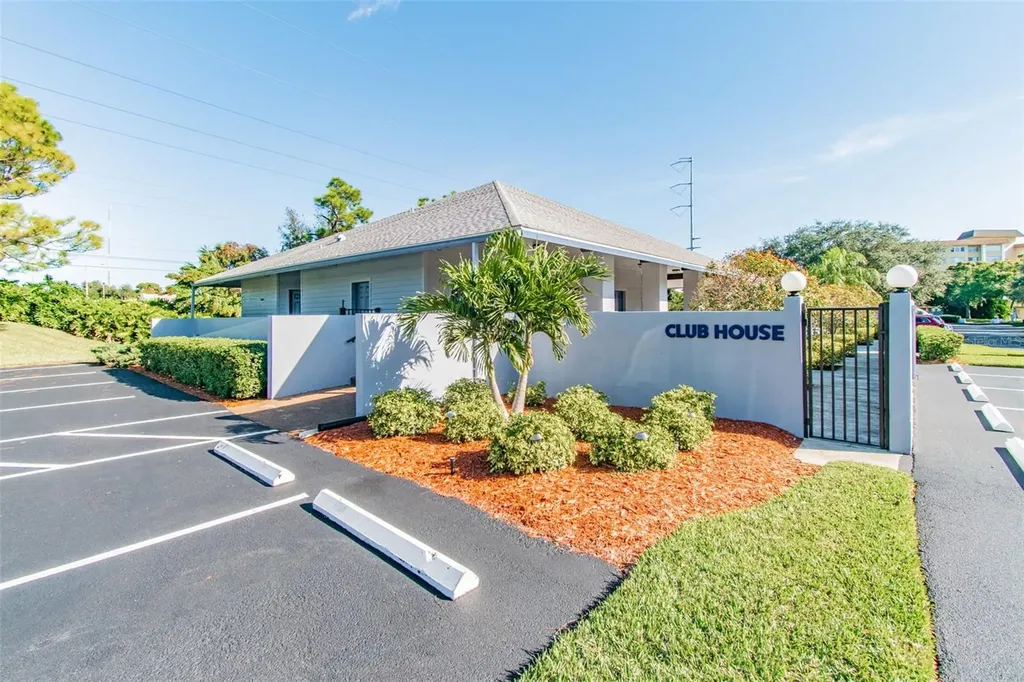 9050 Park Boulevard Seminole FL 33777
