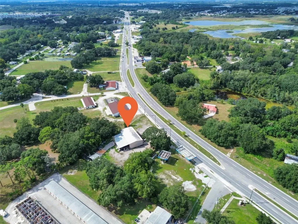 1049 E Myers Boulevard Mascotte FL 34753