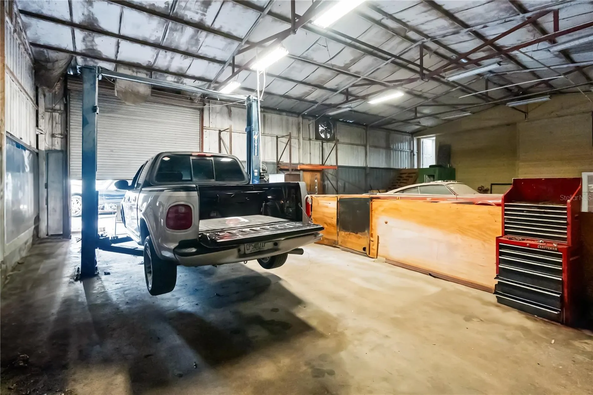 1049 E Myers Boulevard Mascotte FL 34753