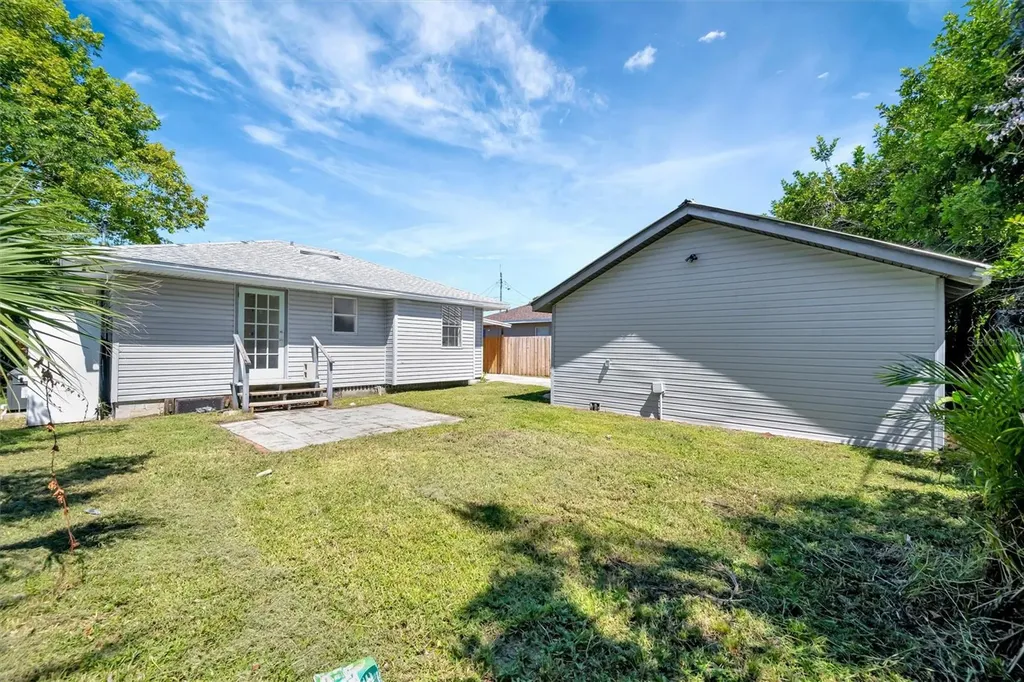 609 25th Avenue W Bradenton FL 34205
