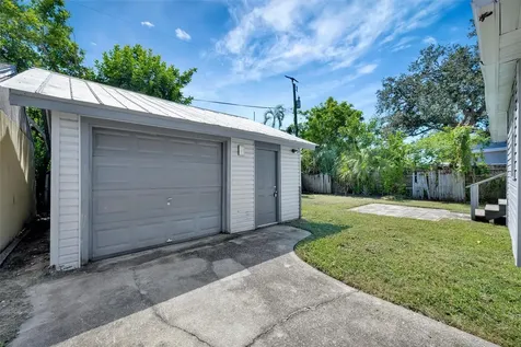 609 25th Avenue W Bradenton FL 34205