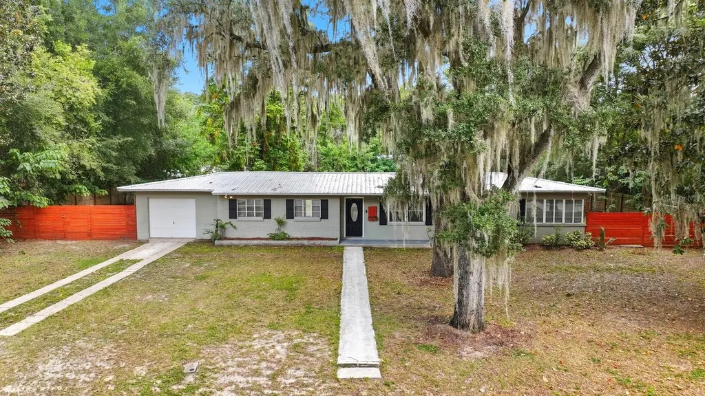 130 SW Peach Street Keystone Heights FL 32656