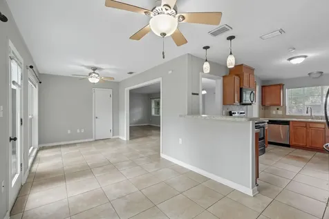 130 SW Peach Street Keystone Heights FL 32656