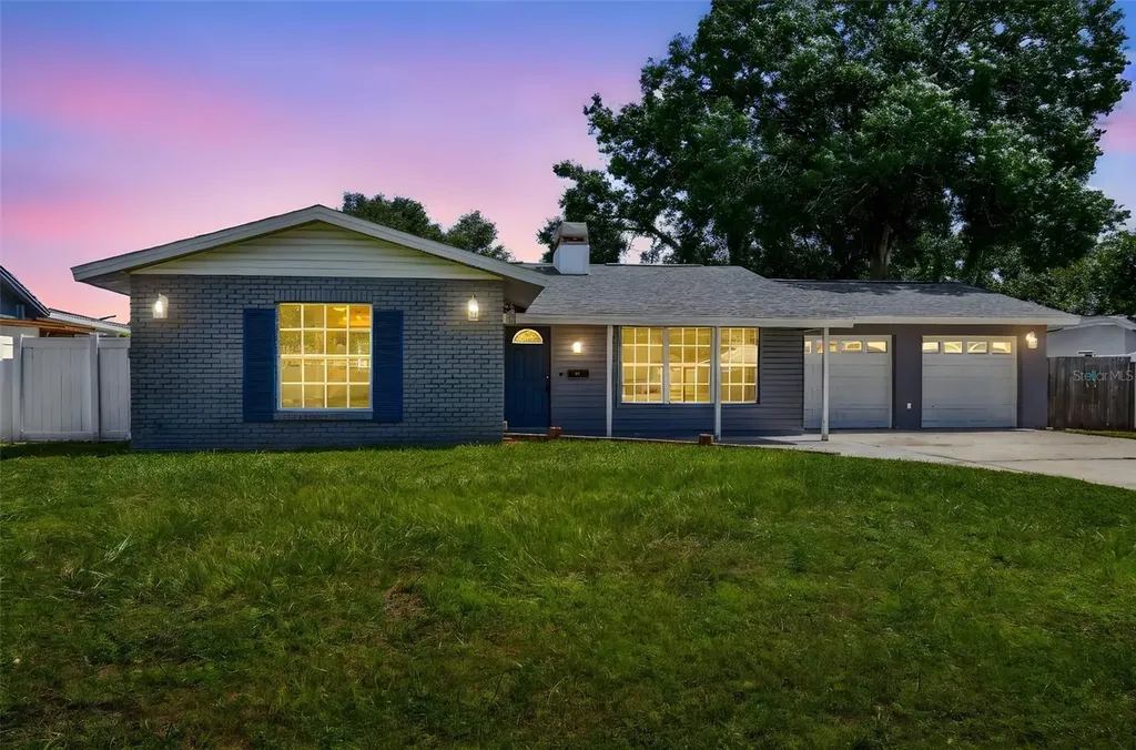 7105 Halifax Court Tampa FL 33615