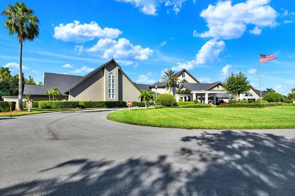 1851 Arbor Knoll Loop Trinity FL 34655