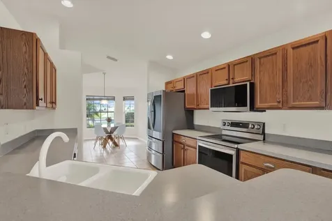 1851 Arbor Knoll Loop Trinity FL 34655