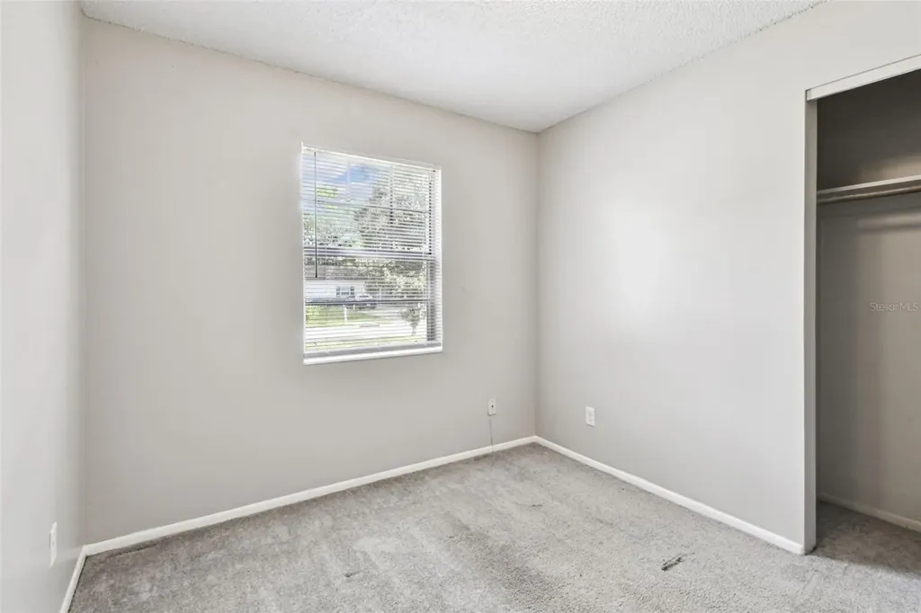 4419 Dolphin Drive Tampa FL 33617