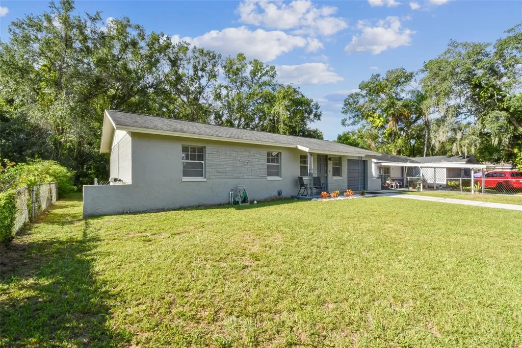 4419 Dolphin Drive Tampa FL 33617