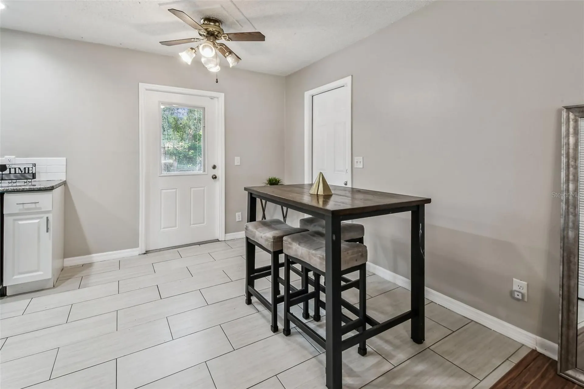 4419 Dolphin Drive Tampa FL 33617