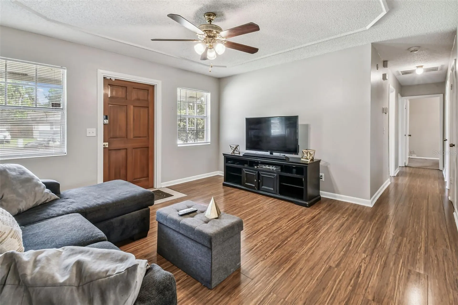 4419 Dolphin Drive Tampa FL 33617