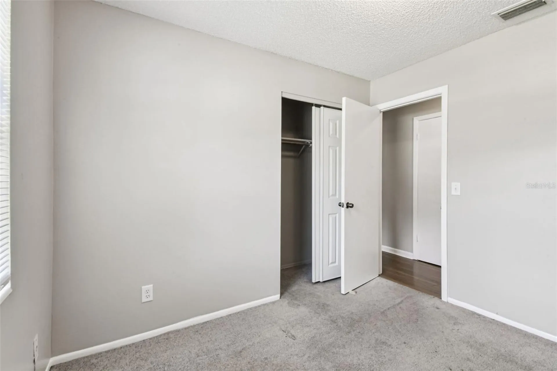 4419 Dolphin Drive Tampa FL 33617