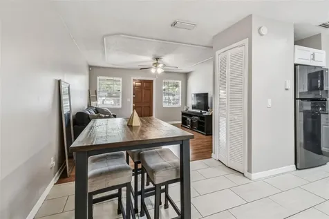 4419 Dolphin Drive Tampa FL 33617