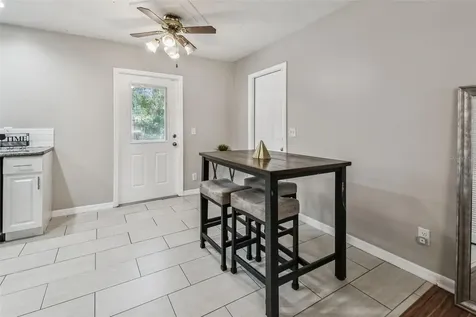 4419 Dolphin Drive Tampa FL 33617