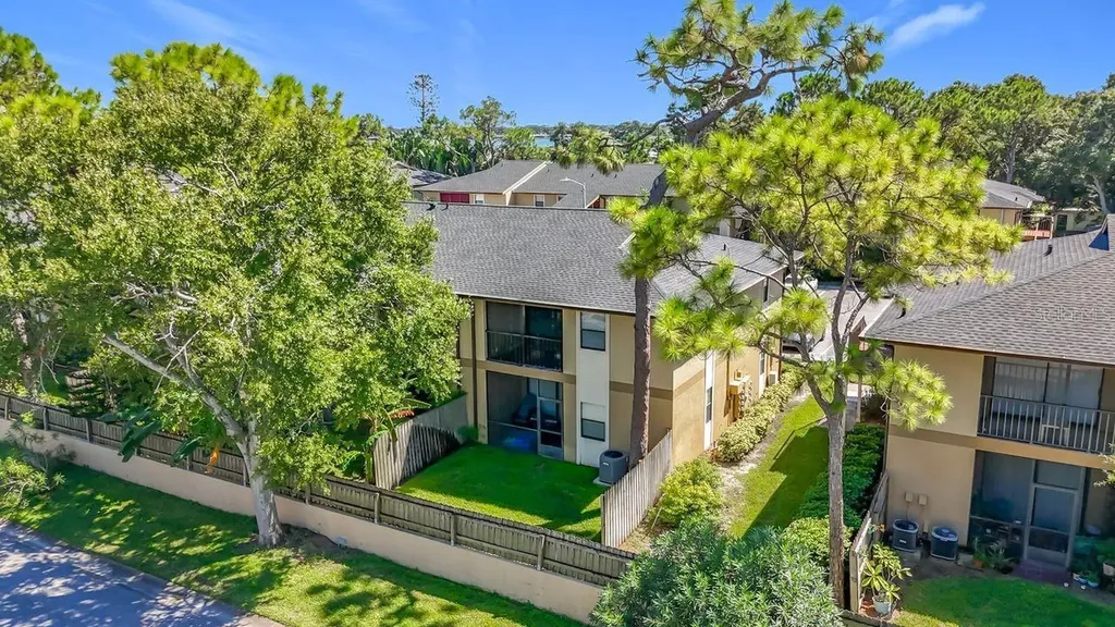 10199 Sailwinds Boulevard S Largo FL 33773