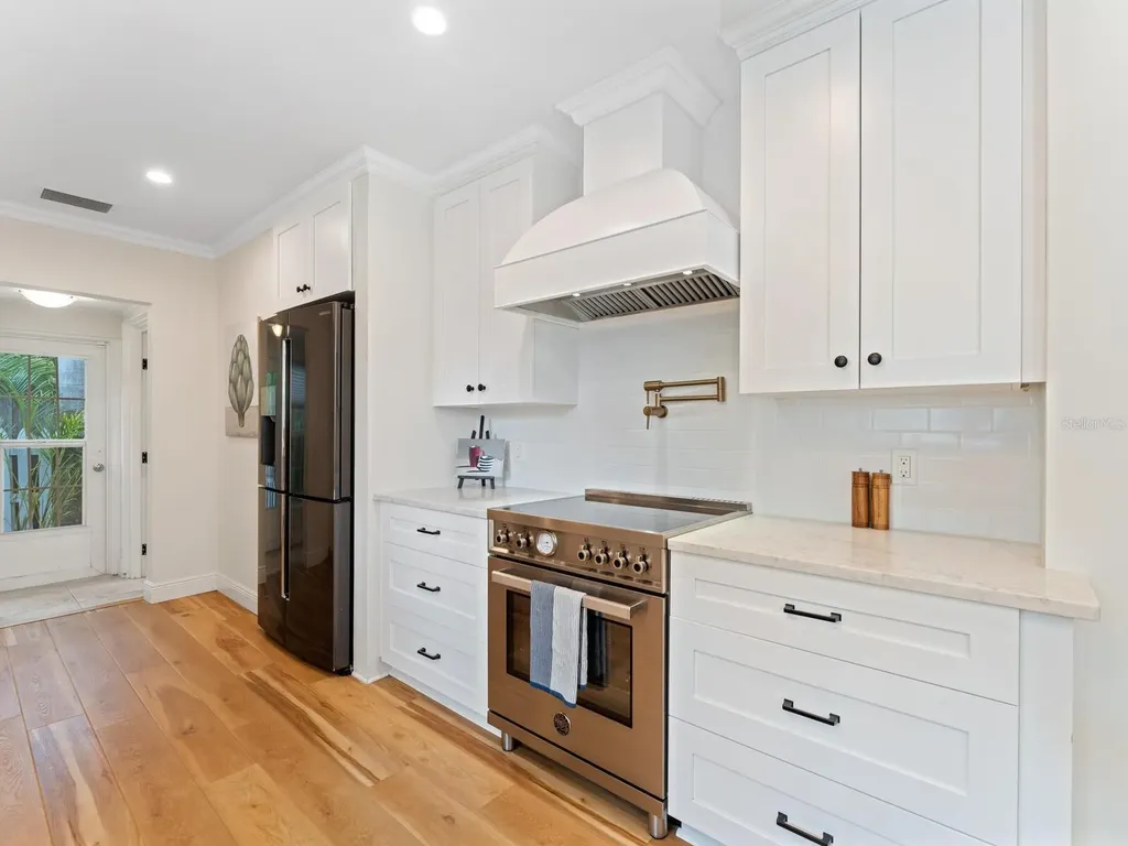 1846 Lincoln Drive Sarasota FL 34236