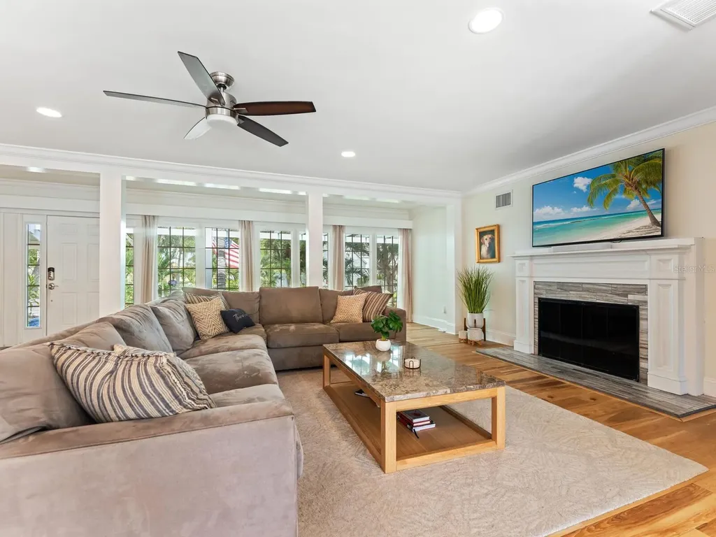1846 Lincoln Drive Sarasota FL 34236