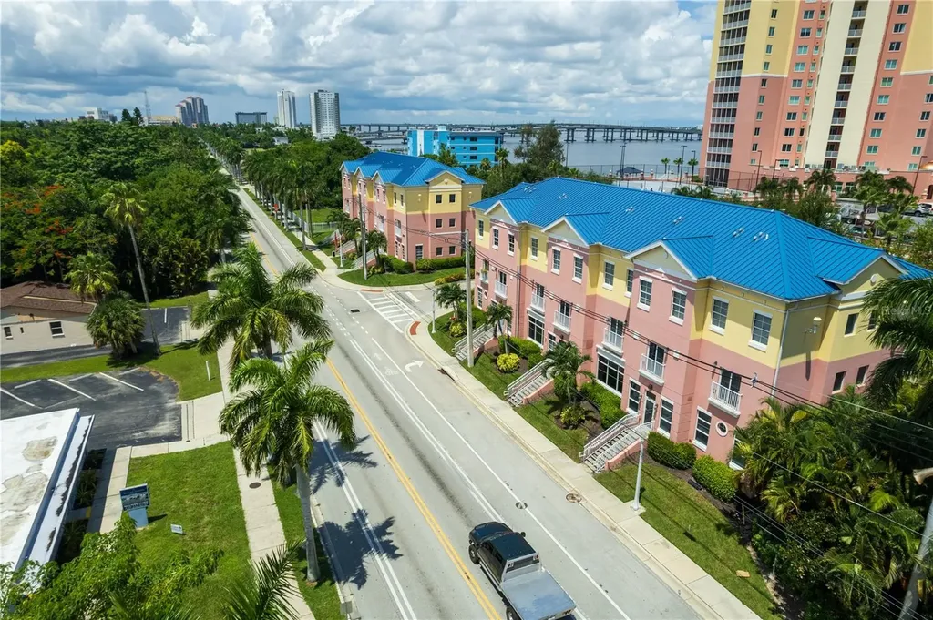 2743 1st Street Fort Myers FL 33916