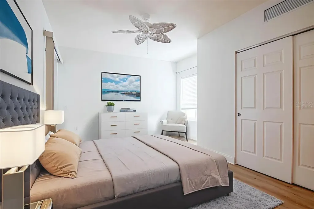 2743 1st Street Fort Myers FL 33916