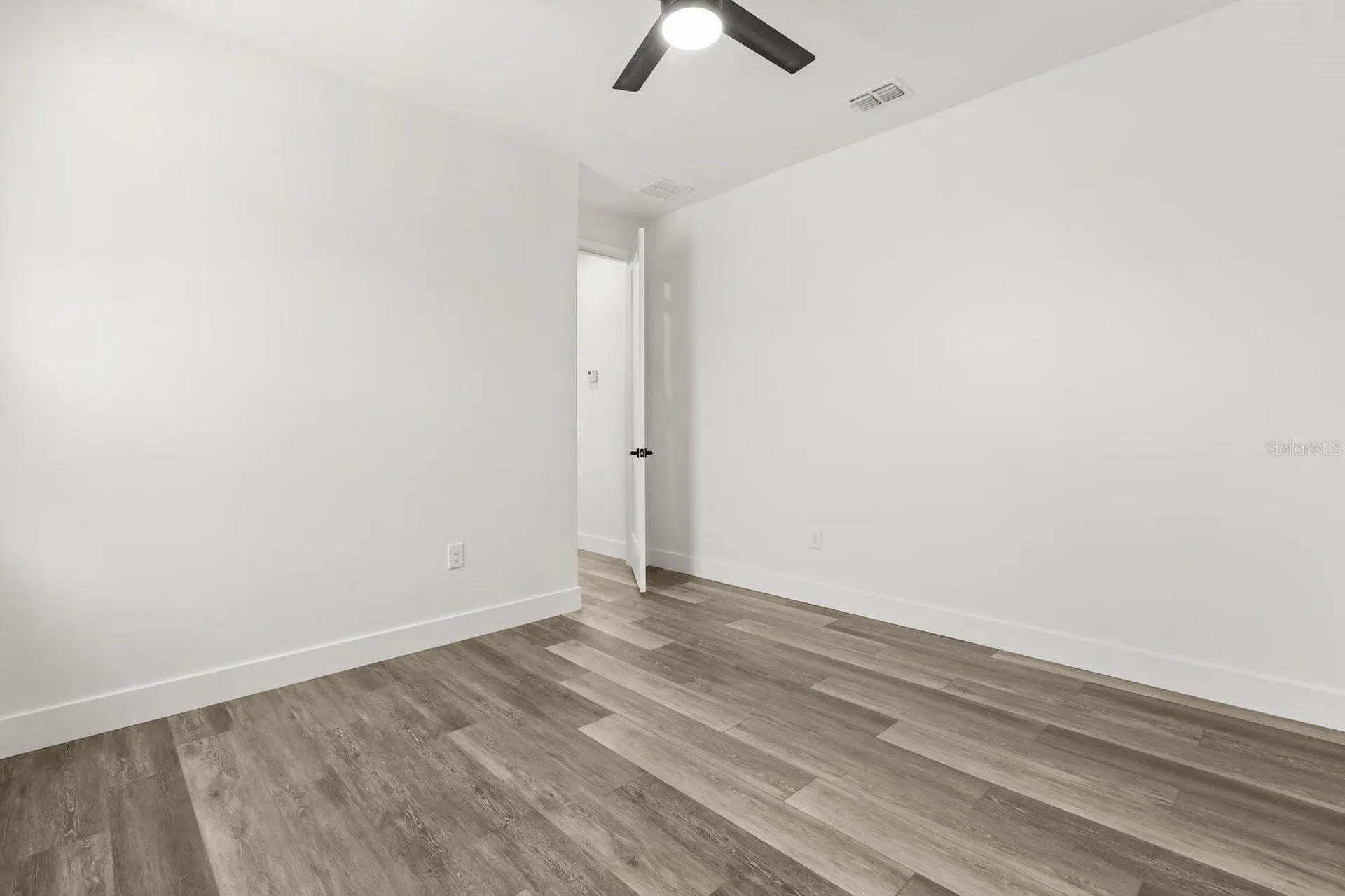 321 Water Shore Drive Leesburg FL 34748