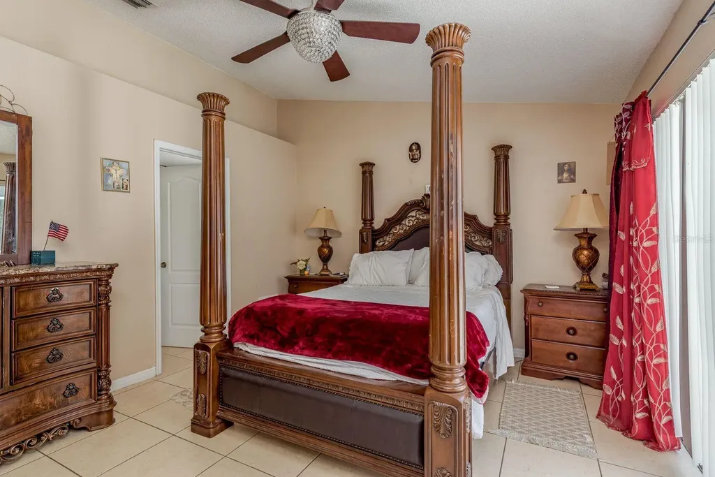 1786 Biarritz Circle Tarpon Springs FL 34689