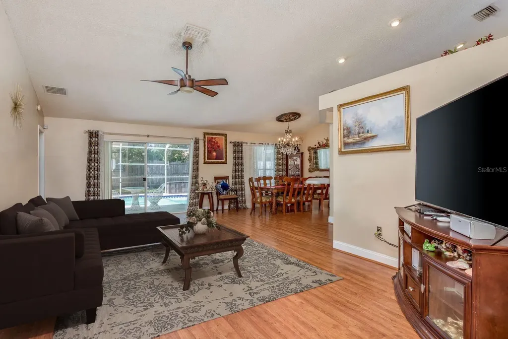 1786 Biarritz Circle Tarpon Springs FL 34689