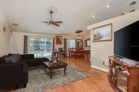 1786 Biarritz Circle Tarpon Springs FL 34689