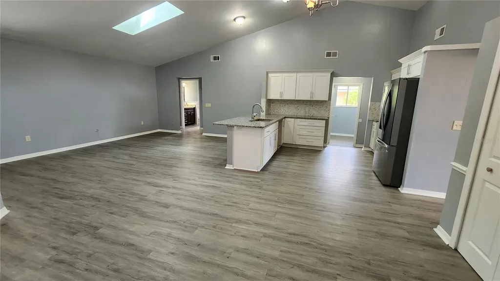 300 Sun Oaks Court Lake Mary FL 32746