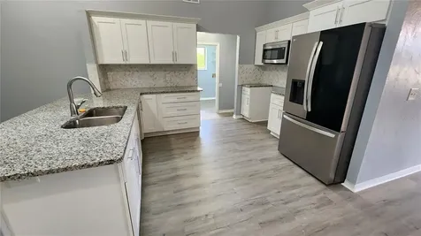 300 Sun Oaks Court Lake Mary FL 32746