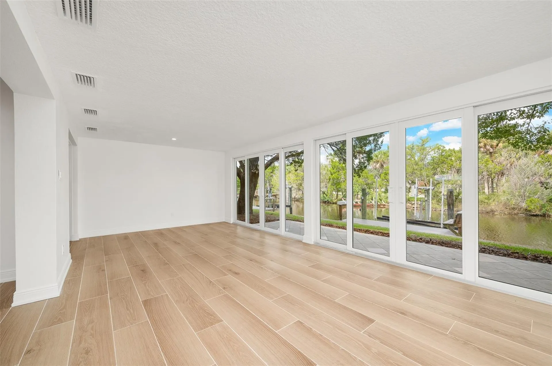 11254 W Bayshore Drive Crystal River FL 34429