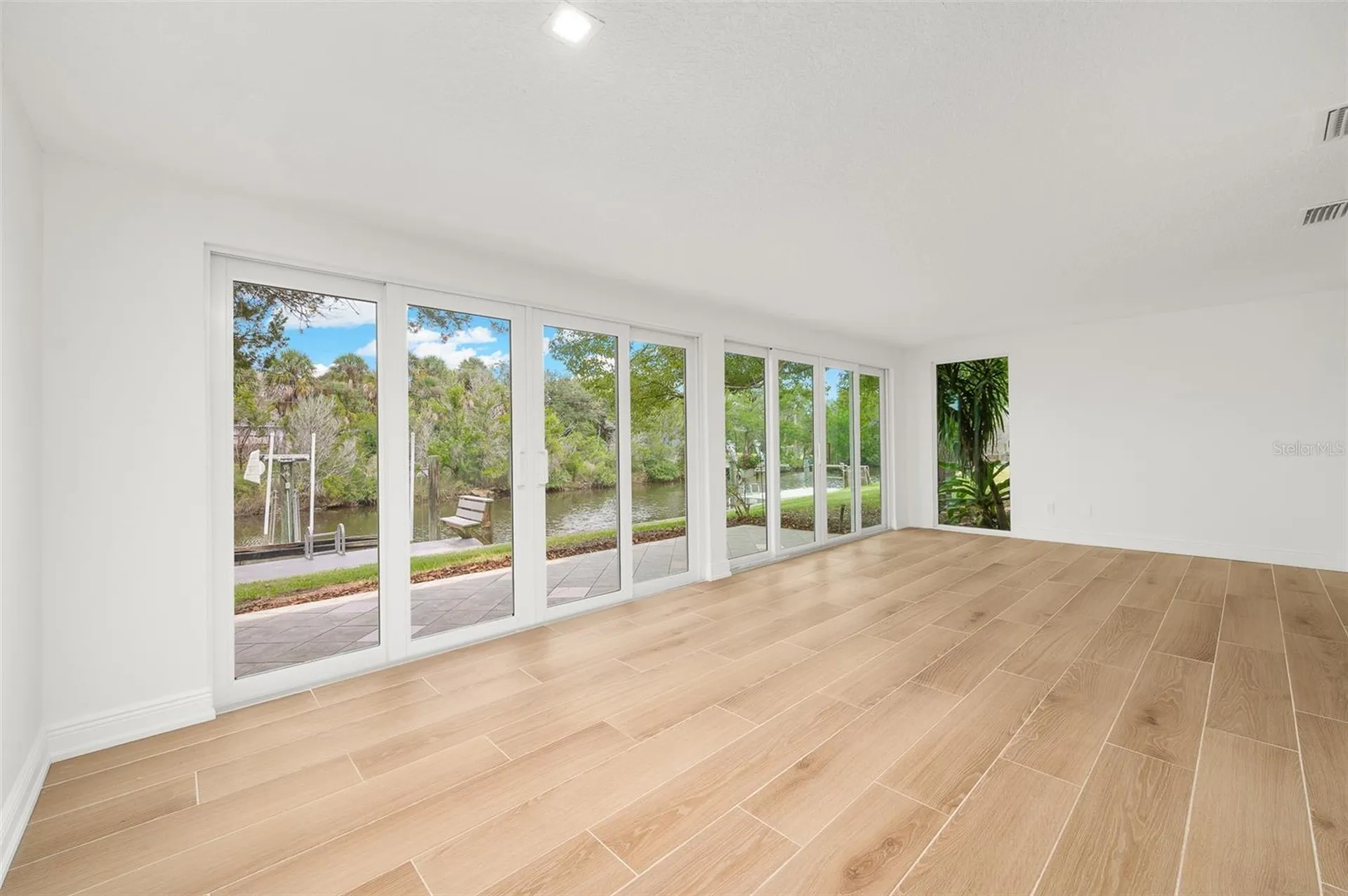 11254 W Bayshore Drive Crystal River FL 34429