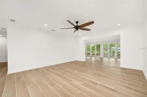 11254 W Bayshore Drive Crystal River FL 34429