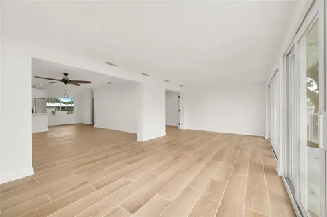 11254 W Bayshore Drive Crystal River FL 34429