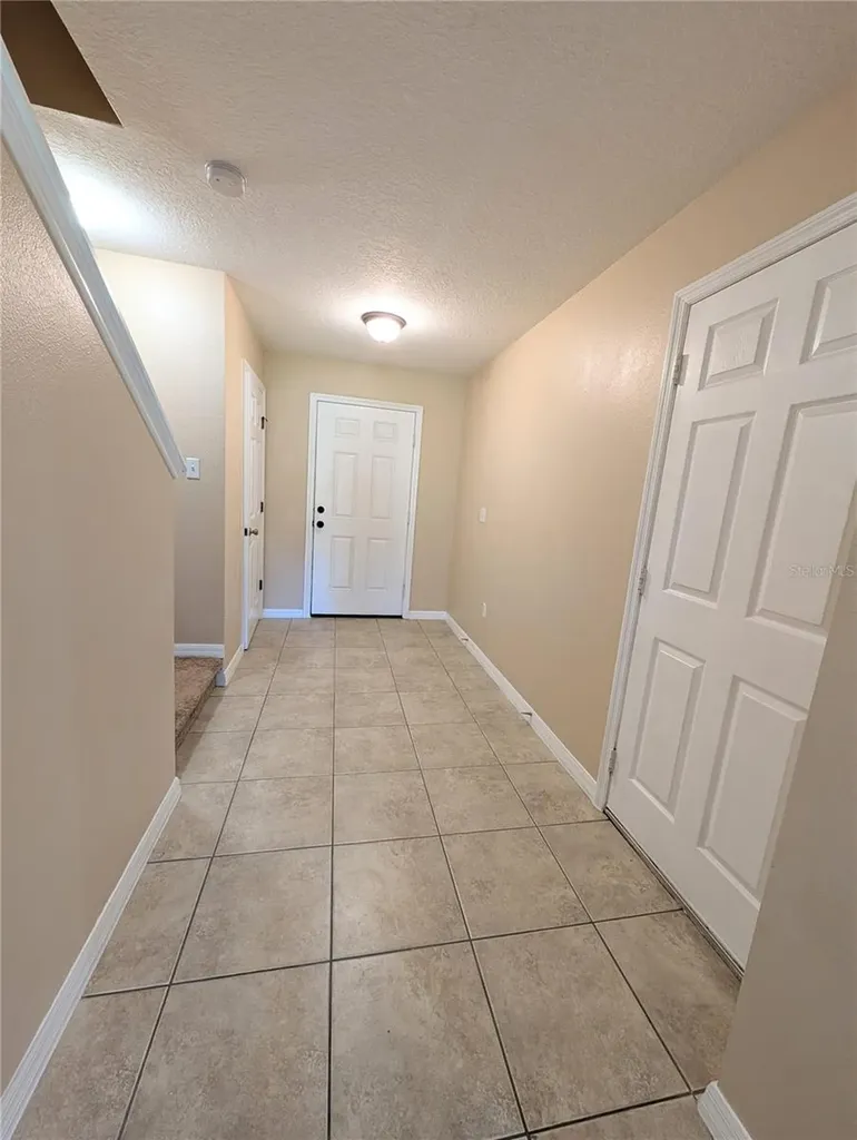 2516 Oleander Lakes Drive Brandon FL 33511