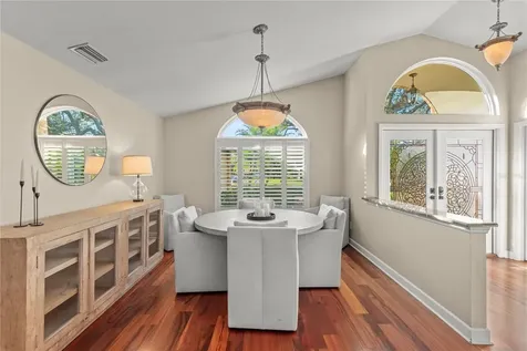 10285 Barry Drive Largo FL 33774