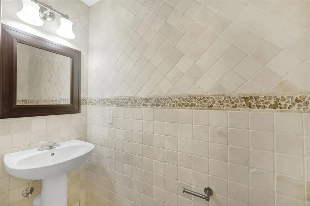 6928 Hawthorne Trace Lane Riverview FL 33578