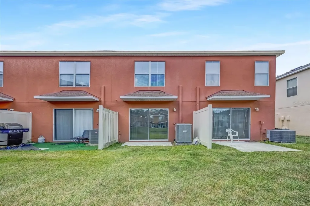 6928 Hawthorne Trace Lane Riverview FL 33578