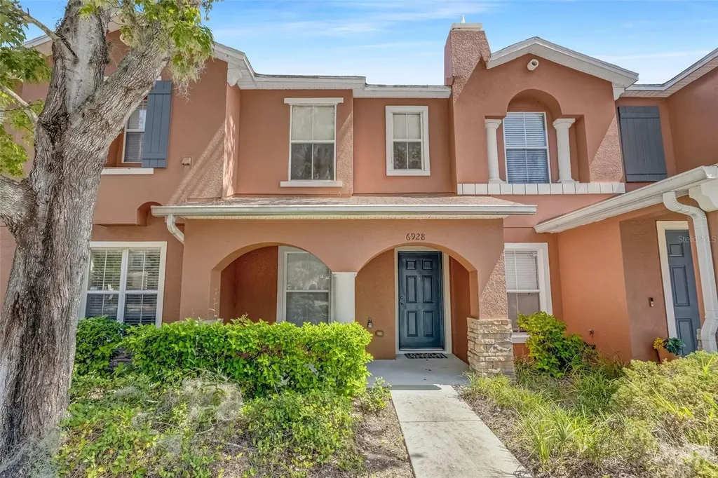 6928 Hawthorne Trace Lane Riverview FL 33578