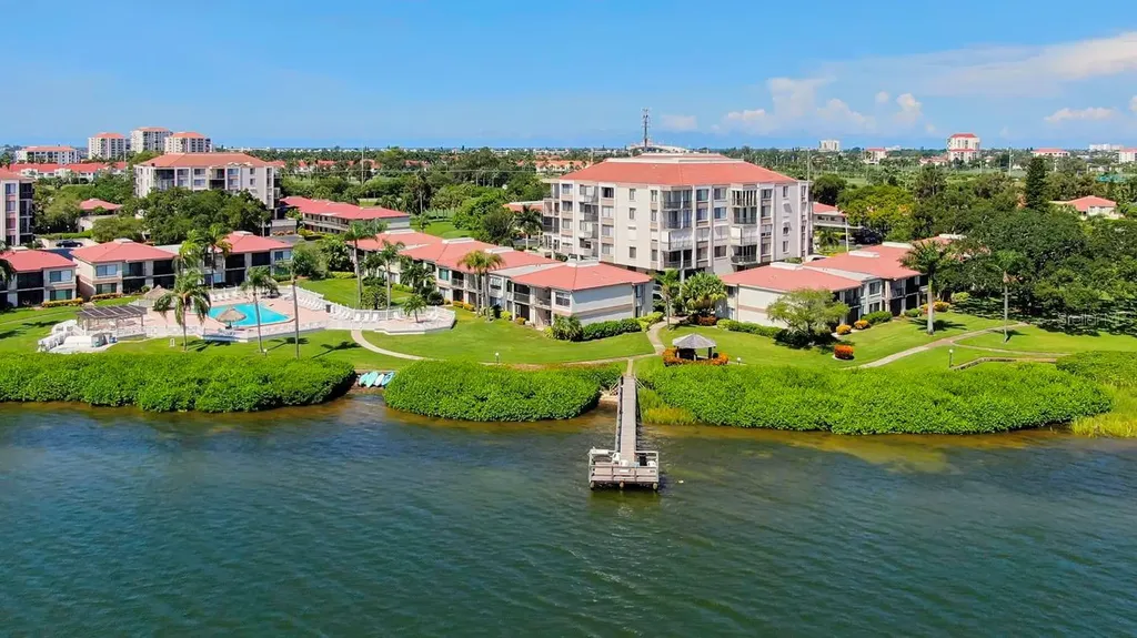 6218 Palma Del Mar Boulevard S St Petersburg FL 33715