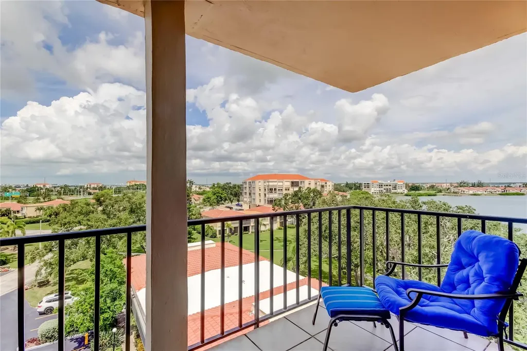 6218 Palma Del Mar Boulevard S St Petersburg FL 33715