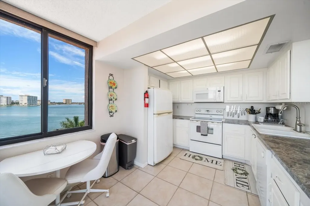 6218 Palma Del Mar Boulevard S St Petersburg FL 33715