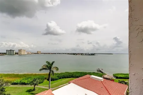 6218 Palma Del Mar Boulevard S St Petersburg FL 33715